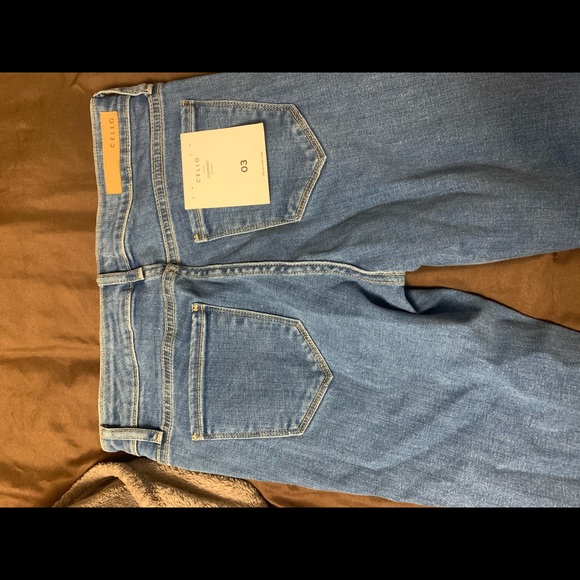 Fashion nova Claire distressed skinny jeans - Picture 2 of 2